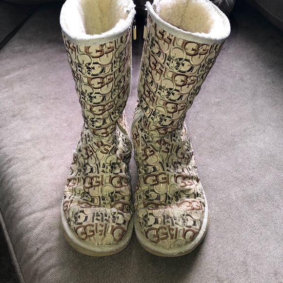 UGG Shoes - Uggs
